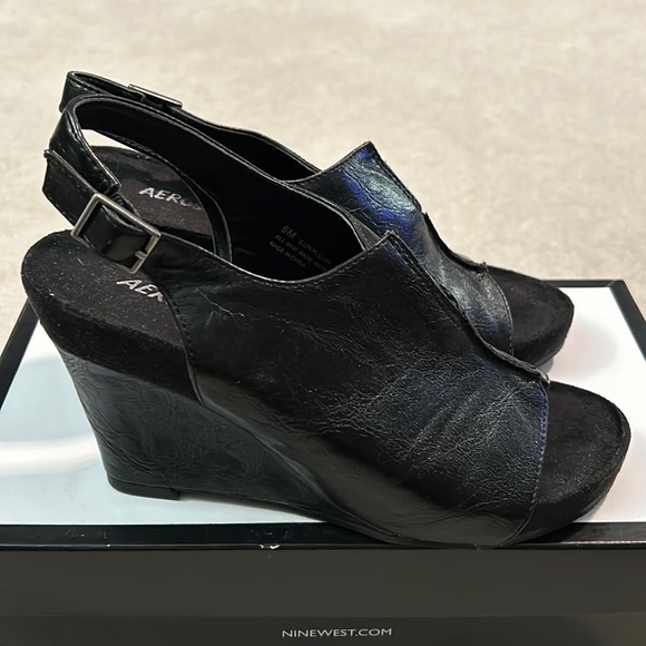 Aerosoles Leather Wedge Sandal - Picture 3 of 8